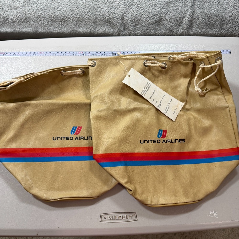 2 Vintage United Airlines Vinyl Carry On Flight Stewardess Drawstring Bag 70s